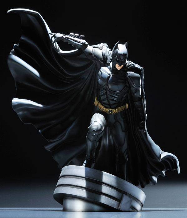 『THE DARK KNIGHT』バットマン THE DARK KNIGHT SUIT Ver. – 気になる発売日、サイズ、価格は？